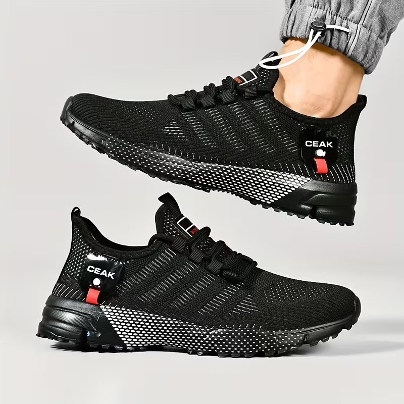 Herren-Trainingsschuhe aus atmungsaktivem Mesh – Leichte Low-Top-Sneaker mit roten Akzenten